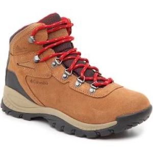 Columbia Women’s Newton Ridge™ Plus Waterproof Amped Hiking Boot